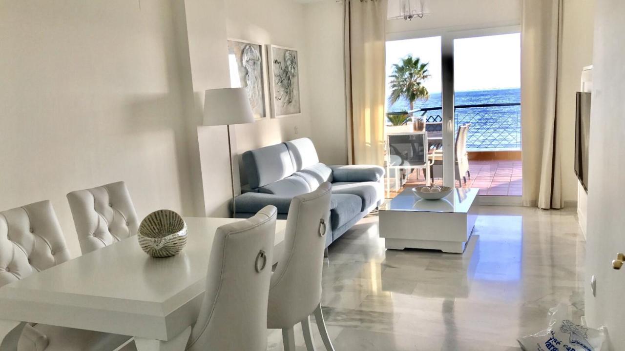 Mi Capricho A17 Beachfront Apartment Ла-Кала-де-Михас Экстерьер фото
