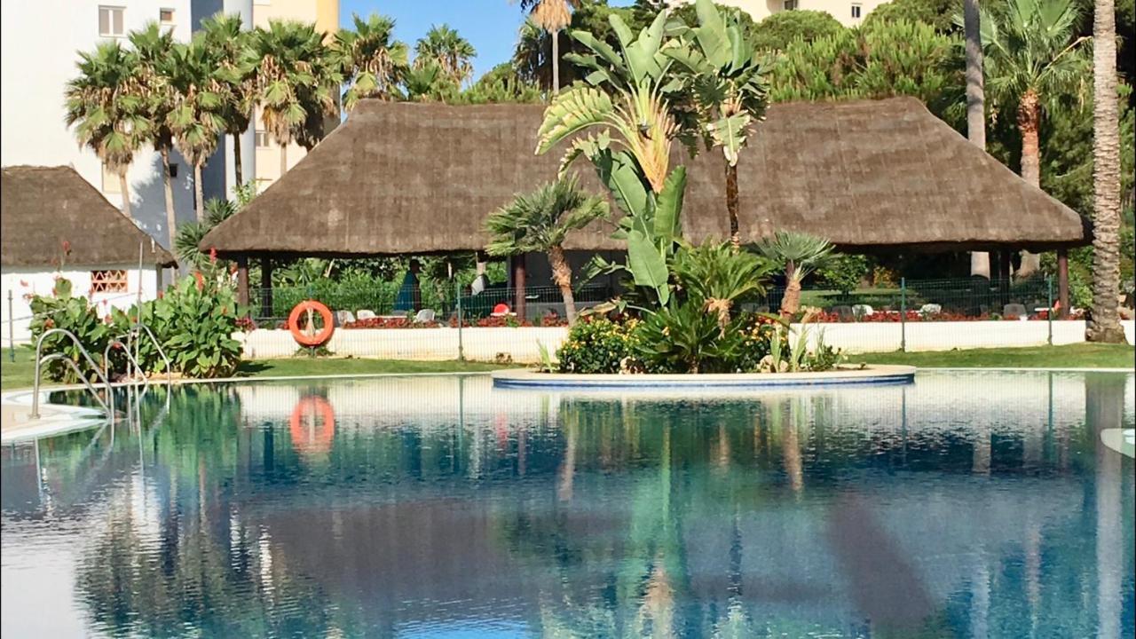 Mi Capricho A17 Beachfront Apartment Ла-Кала-де-Михас Экстерьер фото